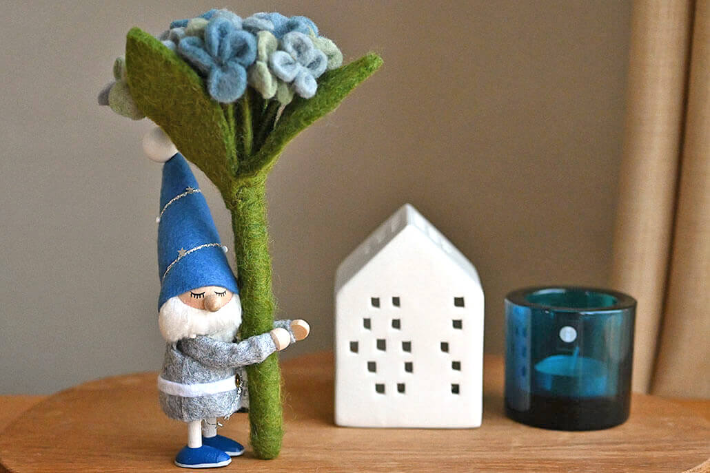 <★te-nori限定> ノルディカニッセ キモチをぎゅっと込めたハグサンタさんとあじさいの北欧ブルーセット