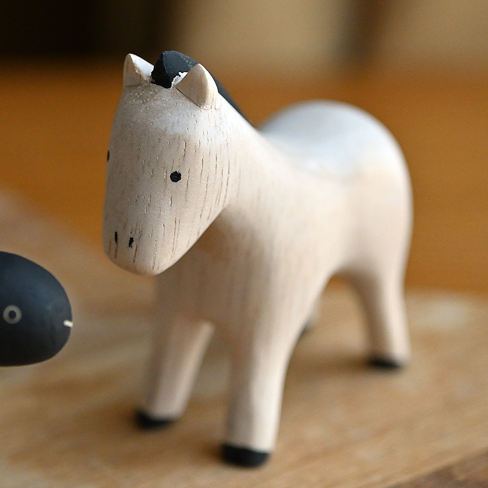 ＜★te-nori限定＞ ノルディカニッセ　ぬくもりいっぱいハグサンタさんとかわいいコウマの縁起物セット