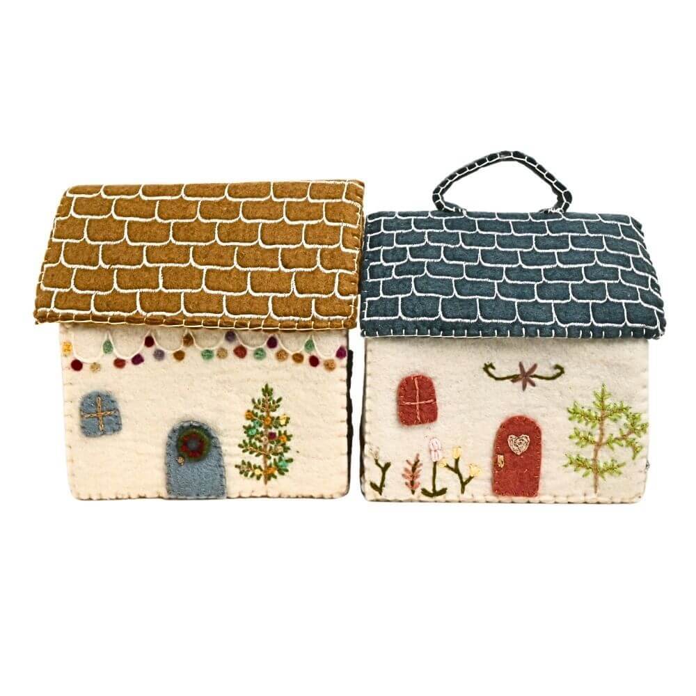 ドールハウス 青い屋根