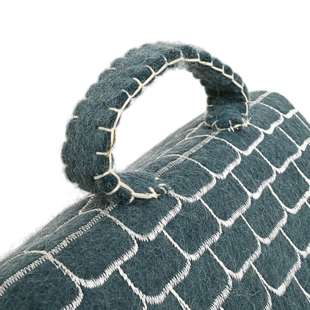 ドールハウス 青い屋根