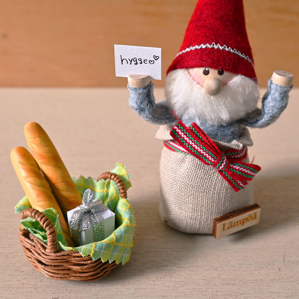 ＜★te-nori限定＞ ノルディカニッセ　北欧の小さなパン屋さん！ お腹も心も満たす、袋に入ったサンタさんの至福の時セット（フランスパン）