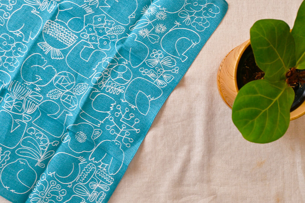 LINEN HANDKERCHIEF / BIRDS & FLOWERS　ピーコックブルー