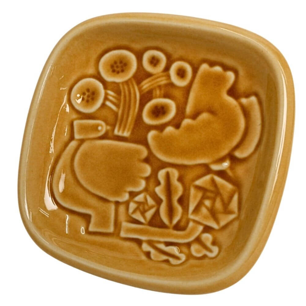 SQUARE PLATE 105　イエローオーカー