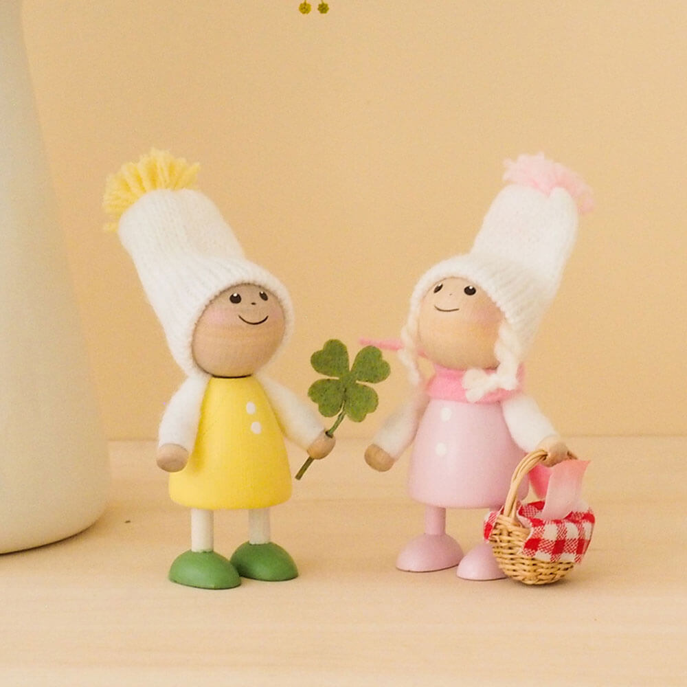 ノルディカニッセ　さくらニッセ小さな女の子とクローバーを持った男の子の春お散歩セット