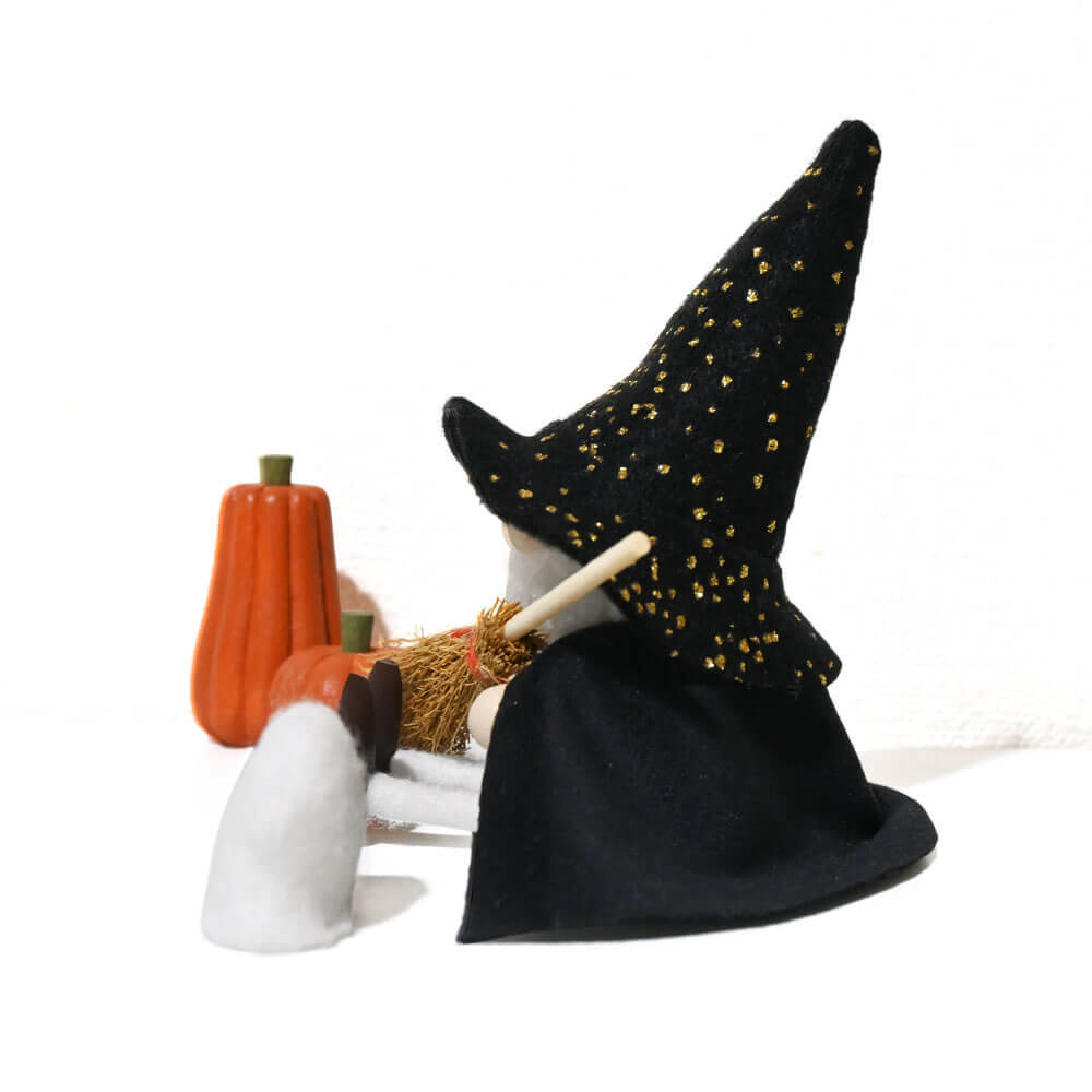 ハロウィン　おばけを抱えたキラキラ帽子の魔法使いサンタ ＆ ほうき ＆ 木のかぼちゃセット　te-nori限定　ノルディカニッセ【10月上旬～中旬発送予定】