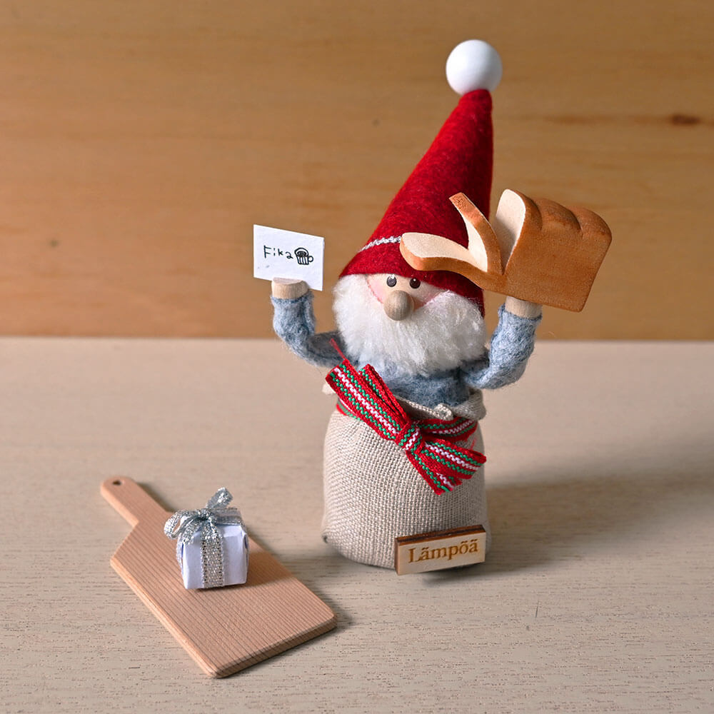 ＜★te-nori限定＞ ノルディカニッセ　北欧の小さなパン屋さん！ 袋の中はパンだらけ？！うっかりサンタさんのクリスマスの朝セット（食パン）