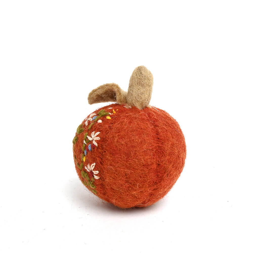 カボチャ　刺繍　ラスティレッド