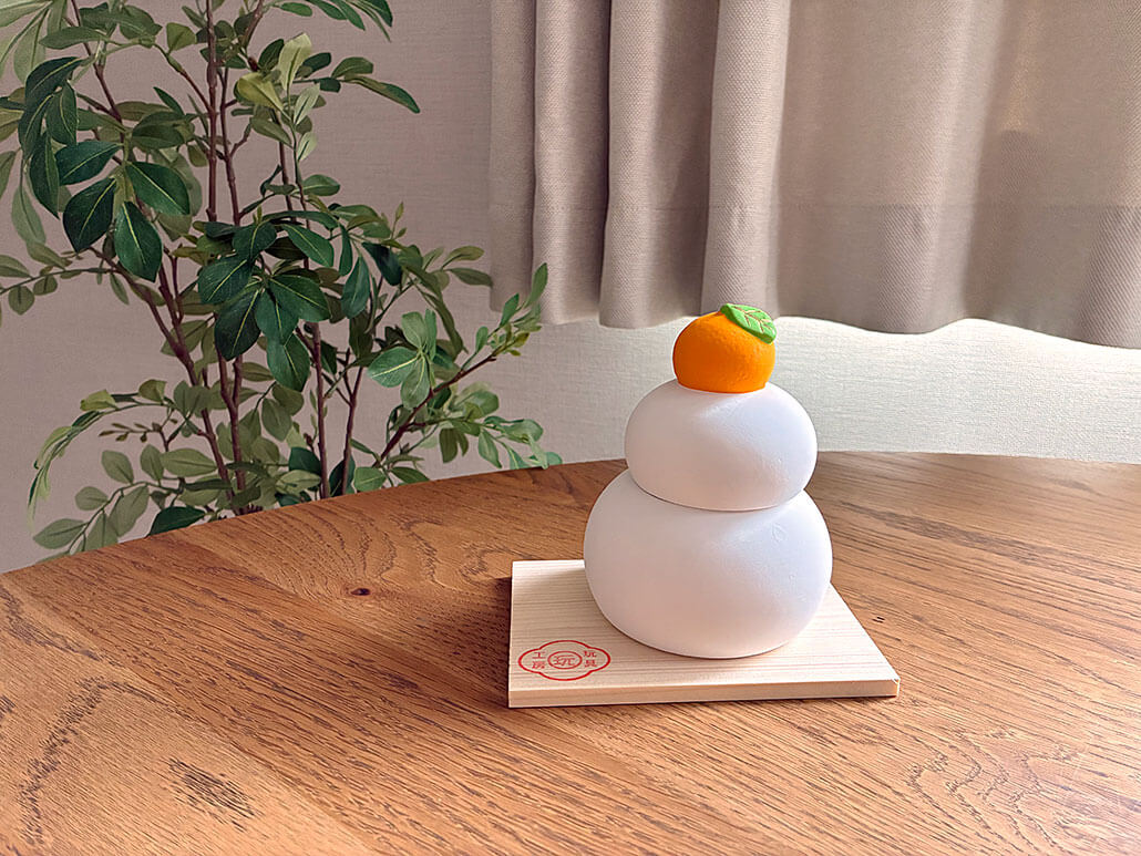 陶器鏡餅(蓋付)  台付