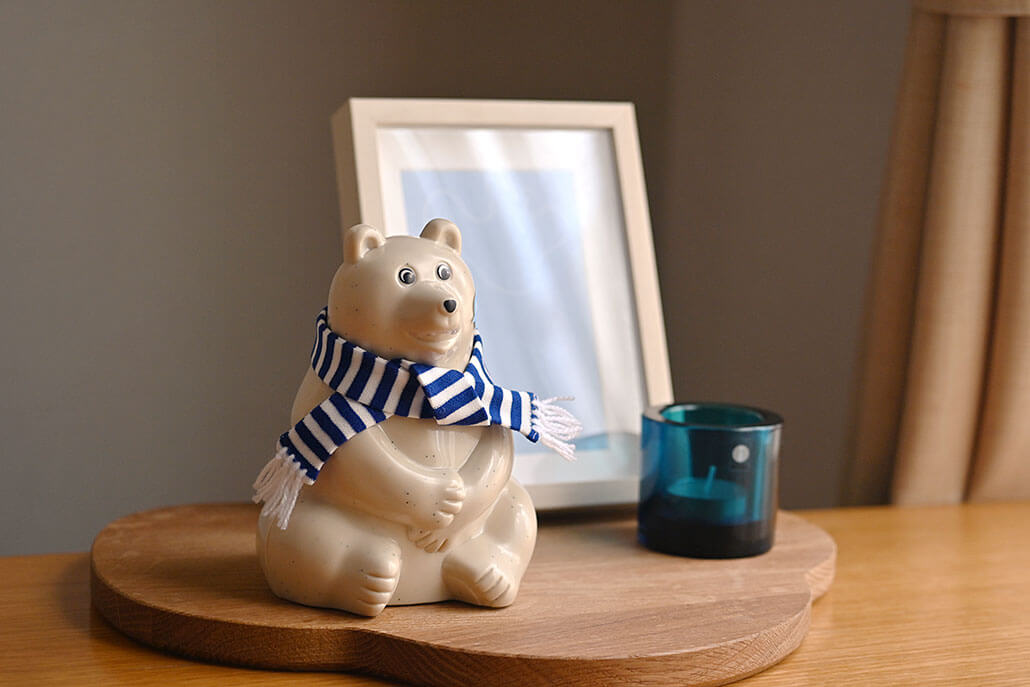 2025マフラー付きフィンランド白くま貯金箱 polar bear money box